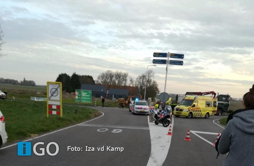 Jongen op fiets botst met vrachtwagen Noorddijk N215, Melissant - iGO.nl Nieuws Goeree Overflakkee