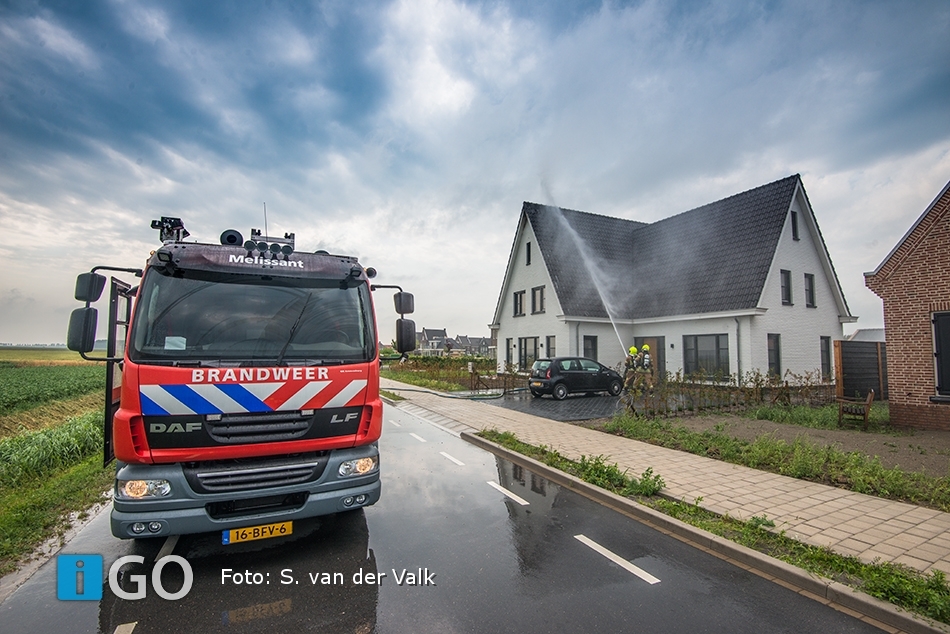 iGO Nieuws - Actueel - Brand na blikseminslag in woning ... - iGO.nl Nieuws Goeree Overflakkee