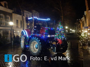 Video geslaagde Secret Santa Lichtjes Parade door dorpen Goeree-Overflakkee