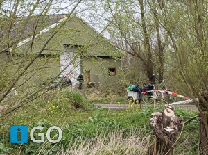 Leegstaande boerderij met illegale bewoning ontruimd Groeneweg Den Bommel