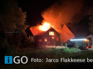 Grote brand in leegstaand woonhuis boerderij Oude-Tonge