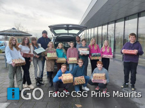 Mavo-leerlingen CSG Prins Maurits verzorgen Kerstpakket zeelieden