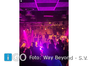 Way Beyond tijdens eerste editie Rock around the Vic Dirksland