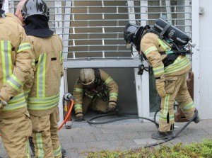 Brandweer rukt uit voor rookmachine Mikro Elektro Middelharnis